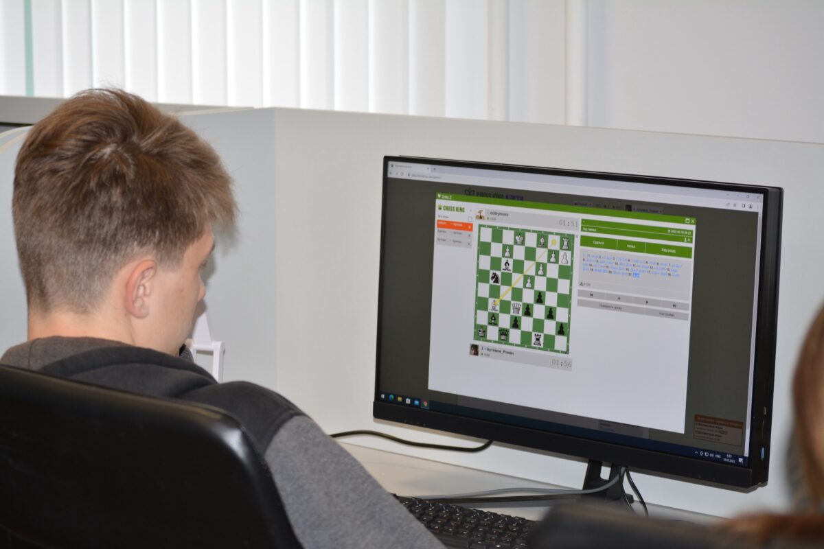 Команда «ОГМА» принимает участие во II шахматных игрхах среди региональных центров по модели «Сириус»